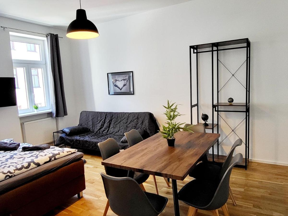 Sunny Apartment With 1 Balcony Wina Bagian luar foto